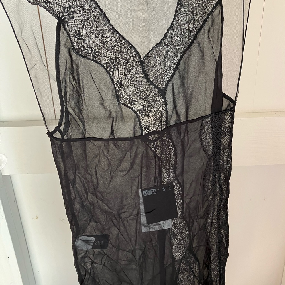 Chic light top - Picture 2 of 2